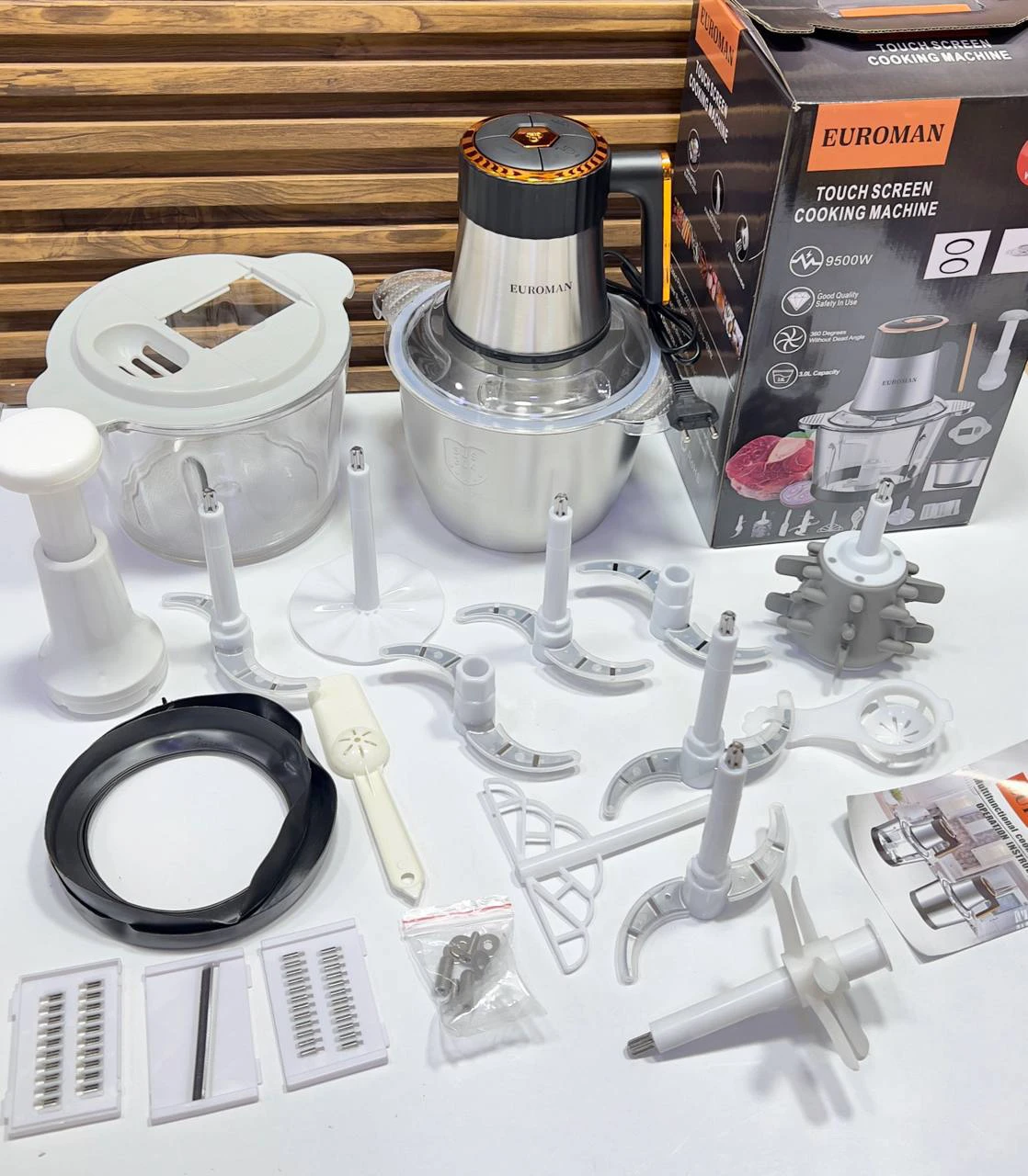 مفرمة ومحضرة طعام يورومان (EUROMAN) المتكاملة